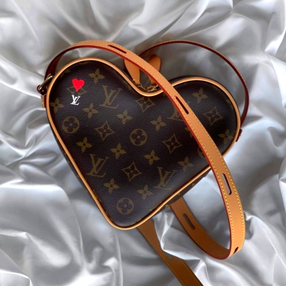 Coeur 2021 Heart shape handbag 💖 - Picture 1 of 2